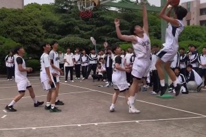 普理查德：抢七的感觉就像打NCAA疯三一样，赢球或者回家